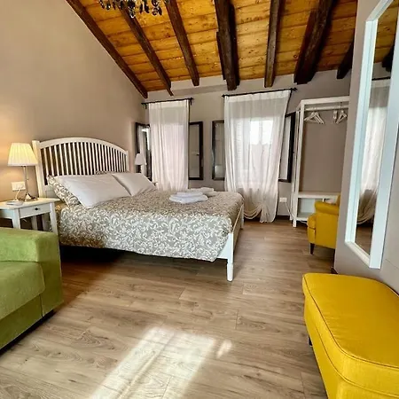 Апартаменты Incantevole Casetta Veneziana
